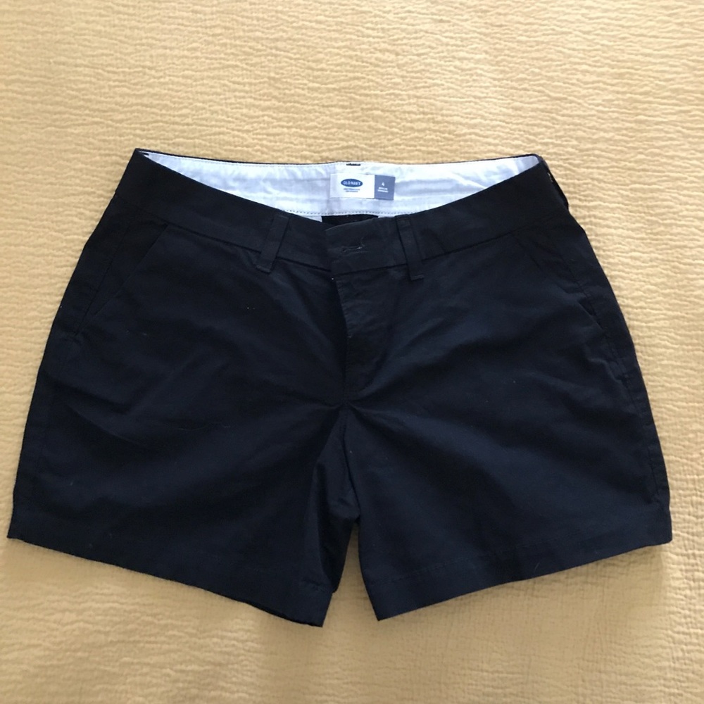Old Navy Shorts - Picture 1 of 3